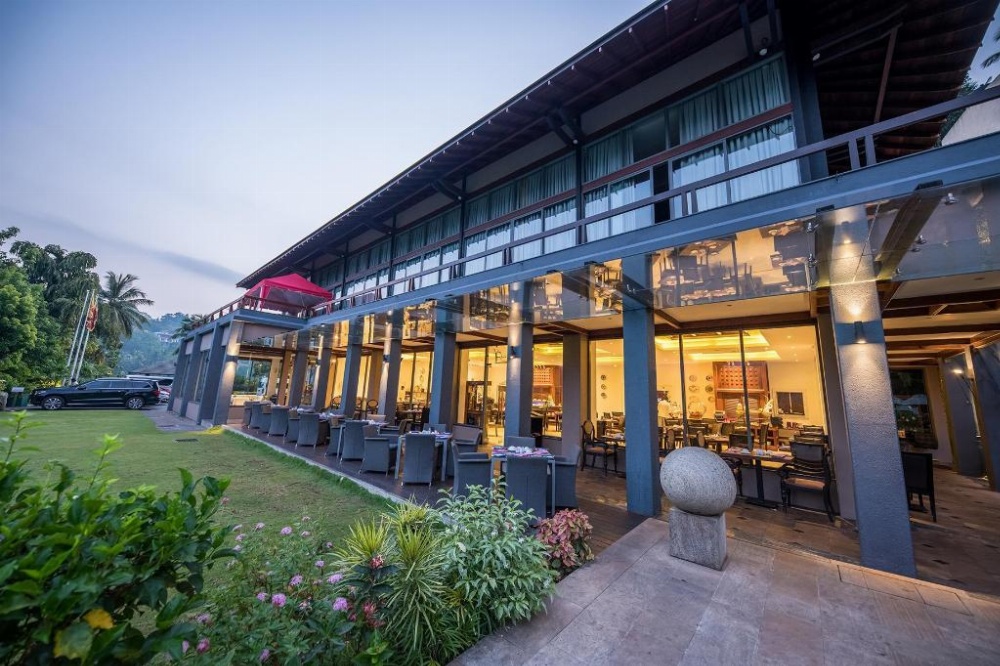Earl's Regent Hotel Kandy Image 32